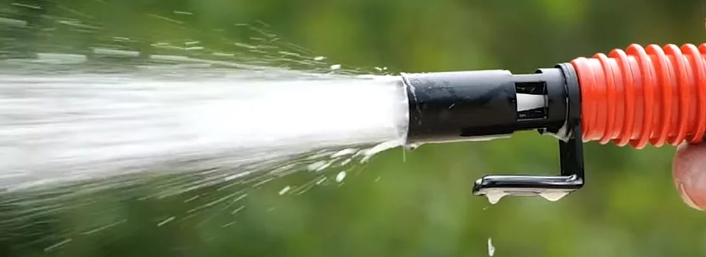 Im Ernstfall bringt der beste Feuerlöscher nichts, wenn geschulte Mitarbeiter für die Brandbekämpfung fehlen.