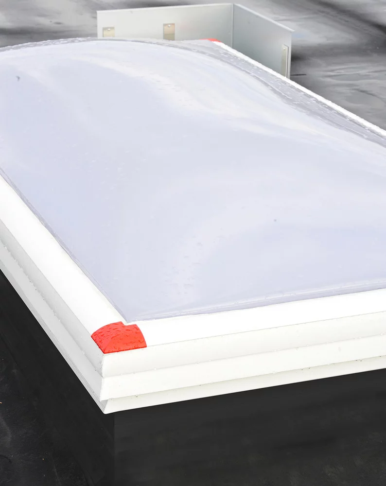 Ergebnis: Neues Rauch- und Wärmeabzugsgerät (Lichtkuppel)