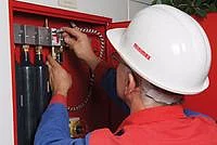 Wartung von Rauch- und Wärmeabzugsanlagen (RWA-Anlagen)