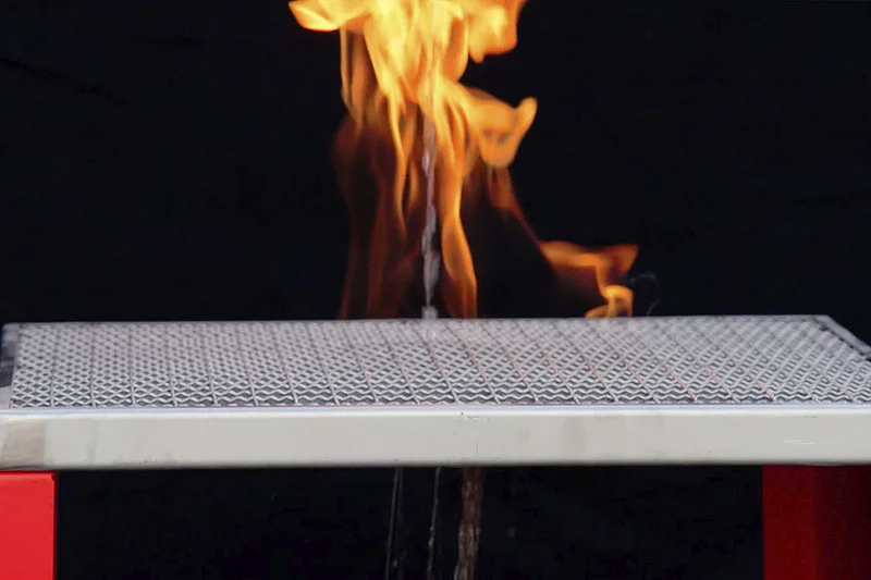 Minimax Brandschutzwanne BWCon 1.400 mit einzigartiger Flammensperre